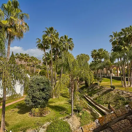Rabat 7 - El Oasis De Capistrano * Nerja